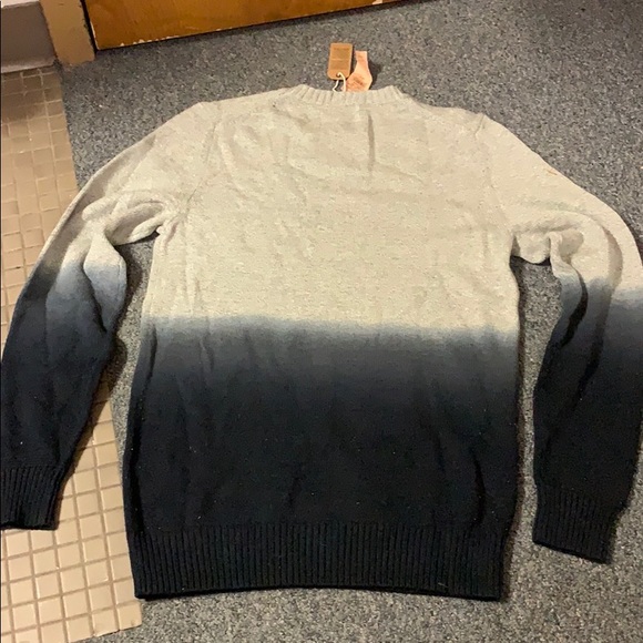 American Eagle Ombré Sweatshirt - Picture 6 of 7